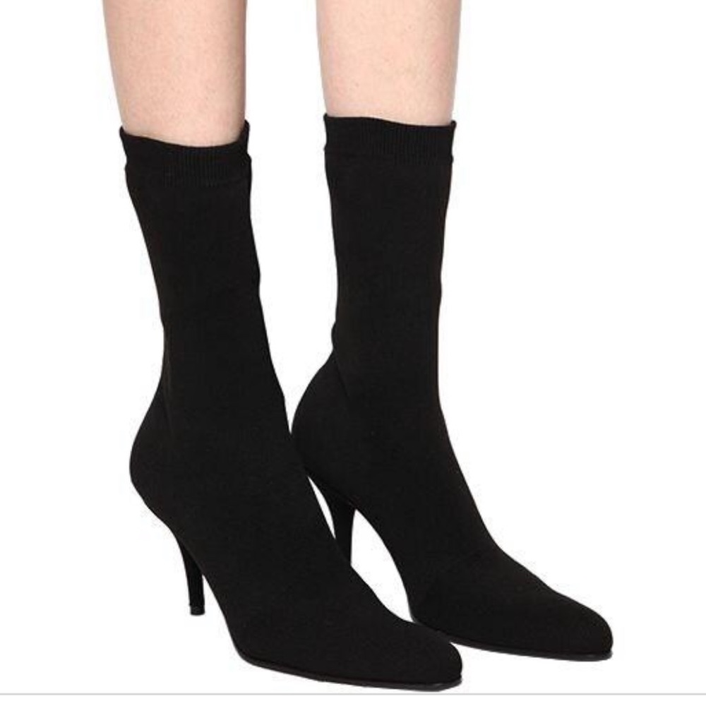 🎉HP🎉 NWT Balenciaga Black Knit Ankle Boots size 36